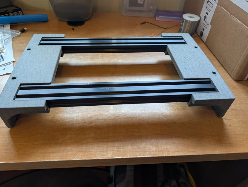 Khung nâng Qidi Q2 Box Riser cho thanh nhôm 2020 và 2040 - Image 1