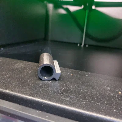 Giá đỡ bút gắn tường (Soporte Boli) in 3D gọn gàng tiện lợi