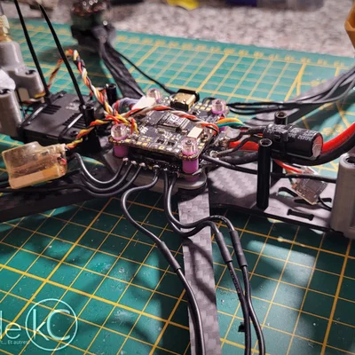 Ốp bảo vệ ESC cho khung TBS Source One V5