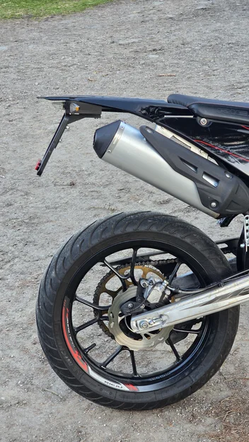 Pat gắn biển số cho Rieju MRT 50 - Image 5