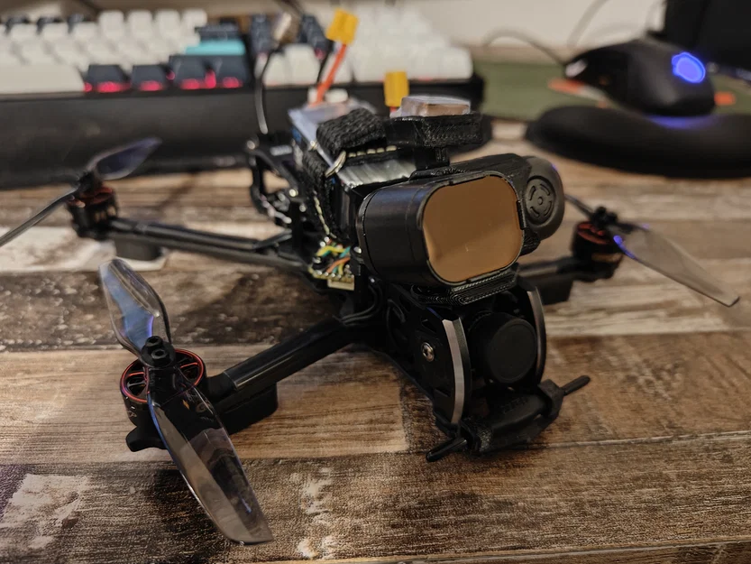 Ngàm gắn Runcam Thumb Pro cho TERN LR-40 (khoảng cách 25mm) - Image 1