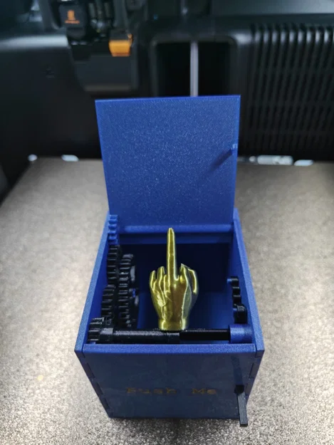 Hộp Pop Up Ngón Tay Giữa - Bản cải tiến dùng lò xo dây đeo thẻ - Image 2