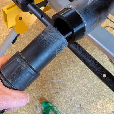 Đầu chuyển máy hút bụi cho máy cưa bàn DeWalt