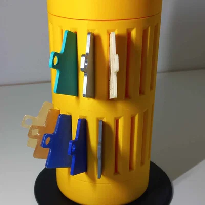 Tháp Xoay Trưng Bày Màu (Color Swatch Carousel Tower - Thiết kế Modular/Fusion360)