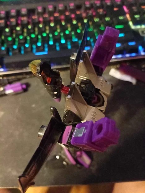 Linh kiện thay thế cho dòng Transformers Generations/Classics Seeker - Image 3