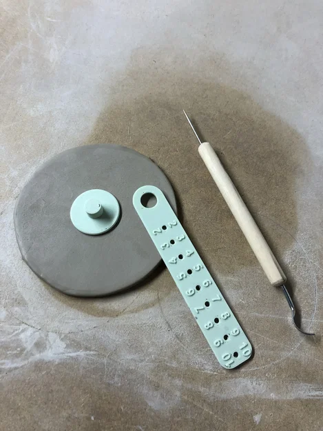 Dụng cụ cắt hình tròn cho đất sét (Adjustable Circle Cutter) - Image 1