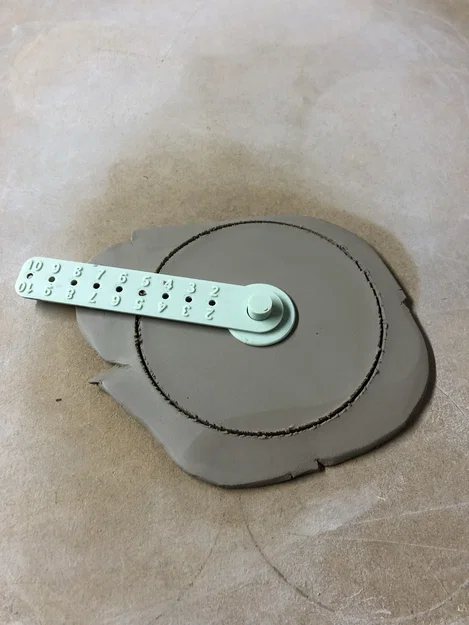 Dụng cụ cắt hình tròn cho đất sét (Adjustable Circle Cutter) - Image 3
