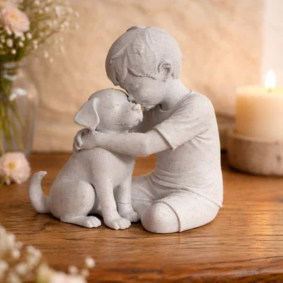 Gentle Bond – Mô hình Cậu bé và Chú chó