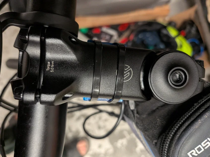 Giá đỡ đèn xe đạp cho Specialized Vado SL và Redshift ShockStop - Image 2