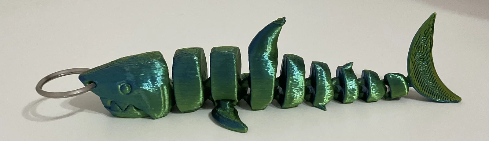 Móc khóa cá mập khớp nối linh hoạt (Articulated Shark Keychain) - Image 2