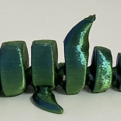 Móc khóa cá mập khớp nối linh hoạt (Articulated Shark Keychain)