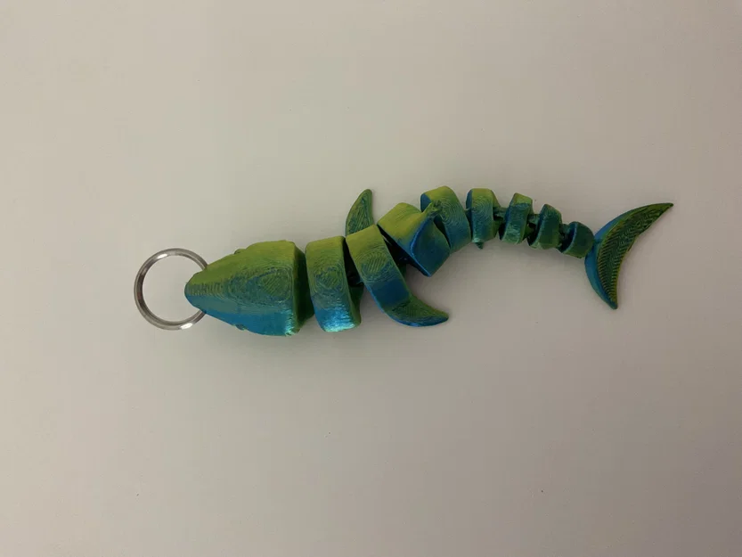Móc khóa cá mập khớp nối linh hoạt (Articulated Shark Keychain) - Image 5