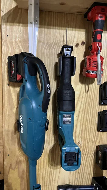 Giá treo máy cưa kiếm Makita treo tường tiện lợi bằng in 3D - Image 4