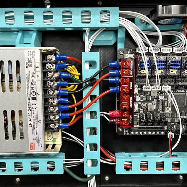 Máng đi dây (Cable Management Raceways) - Image 1