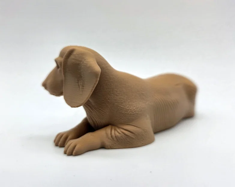 Tượng chó Dachshund lông ngắn đang nằm - Image 5