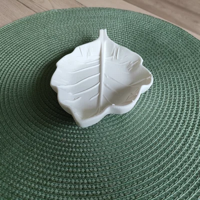 Khay đựng bánh kẹo hình chiếc lá in 3D cực xinh
