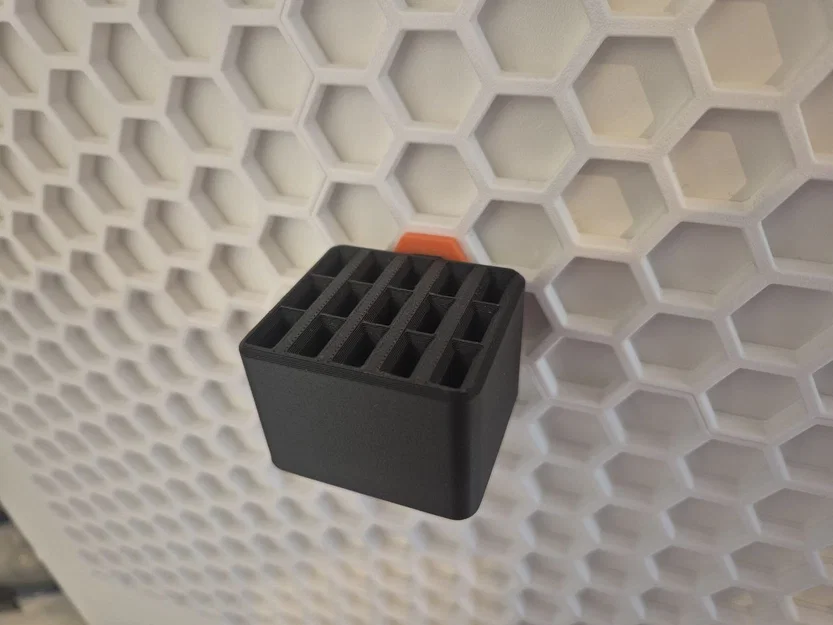 Giá treo nhíp 15 vị trí cho bảng Honeycomb Storage Wall - Image 3