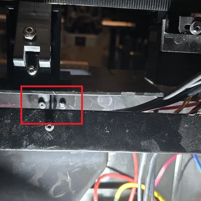 Giá đỡ tấm lau PEI vát cạnh cho Qidi Plus 4