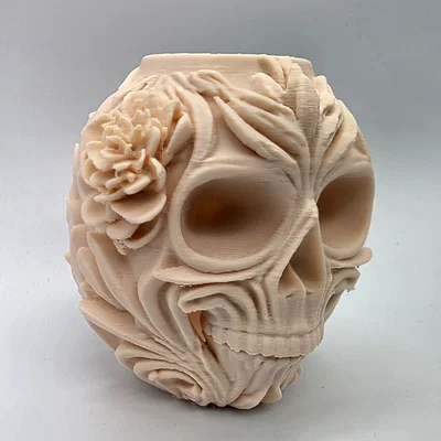 Bình Hoa Hình Đầu Lâu Họa Tiết Hoa Văn (Floral Skull Vase)