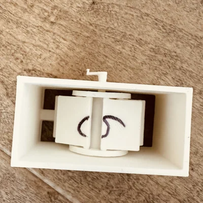 Mô hình bảng hiển thị số cơ học Split Flap Display in 3D