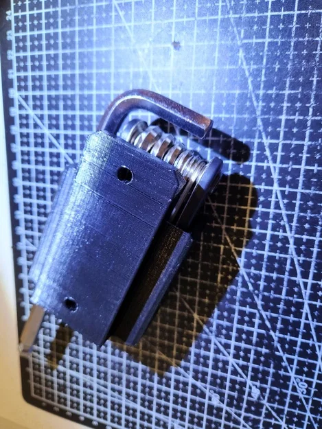 Hộp đựng dụng cụ sửa xe đạp gắn vào gọng bình nước - Image 4