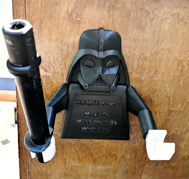 Giá treo giấy vệ sinh Darth Vader - Độc đáo phong cách Star Wars - Image 2