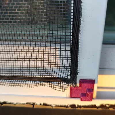 Tabs và Lò xo cho lưới chắn cửa sổ