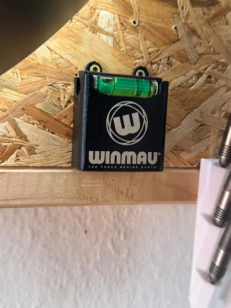 Giá treo tường cho thước thủy Winmau - Image 2