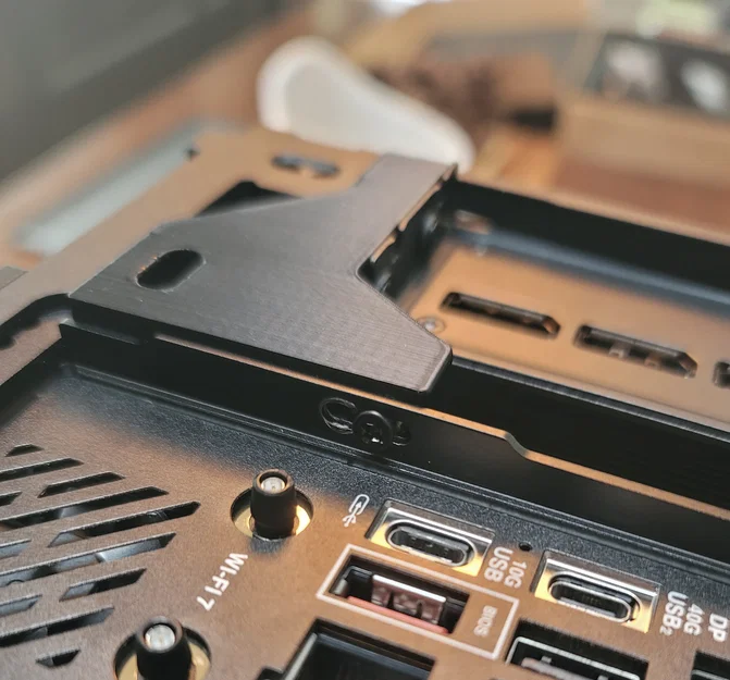 Bộ GPU Travel Kit và Giá đỡ chống võng (Anti-Sag) cho FormD T1 (RTX 5080/5090) - Image 10