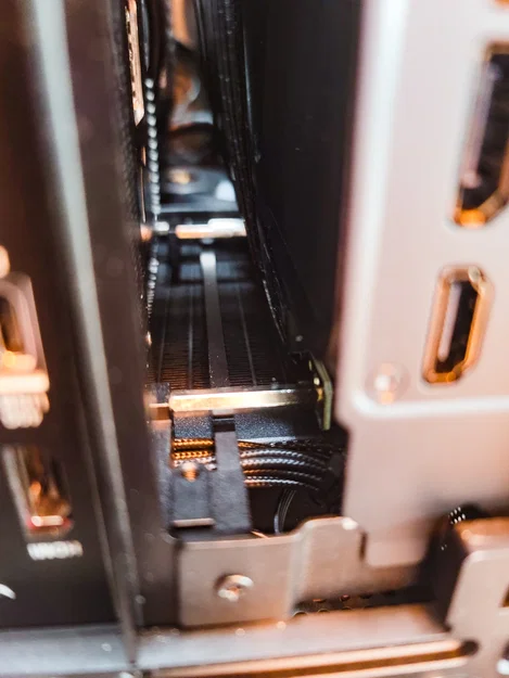 Bộ GPU Travel Kit và Giá đỡ chống võng (Anti-Sag) cho FormD T1 (RTX 5080/5090) - Image 15