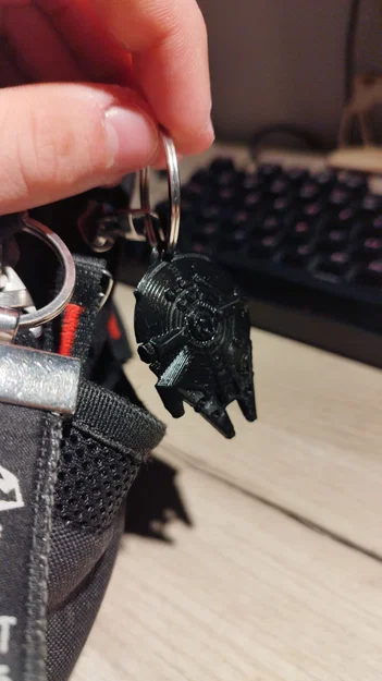 Móc khóa Millennium Falcon - Image 1