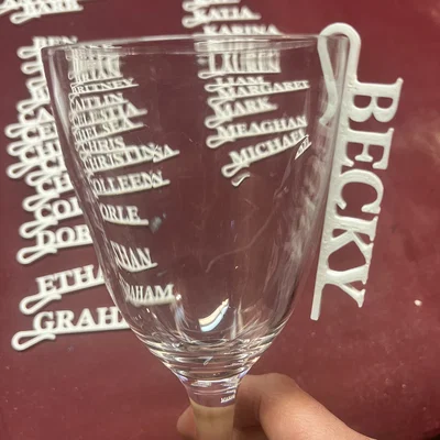 Wedding Drink Name Tags Generator - Công cụ tạo bảng tên gắn ly đám cưới bằng OpenSCAD