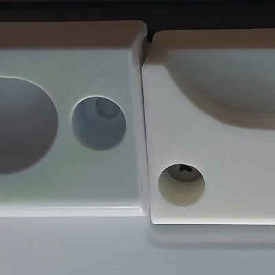 Thanh dẫn hướng thay thế cho cánh cửa nhỏ tủ lạnh GE model GNE27JYMFS