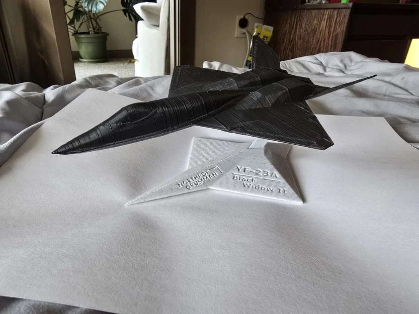 YF-23 Black Widow II - Mô hình và đế trưng bày - Image 1