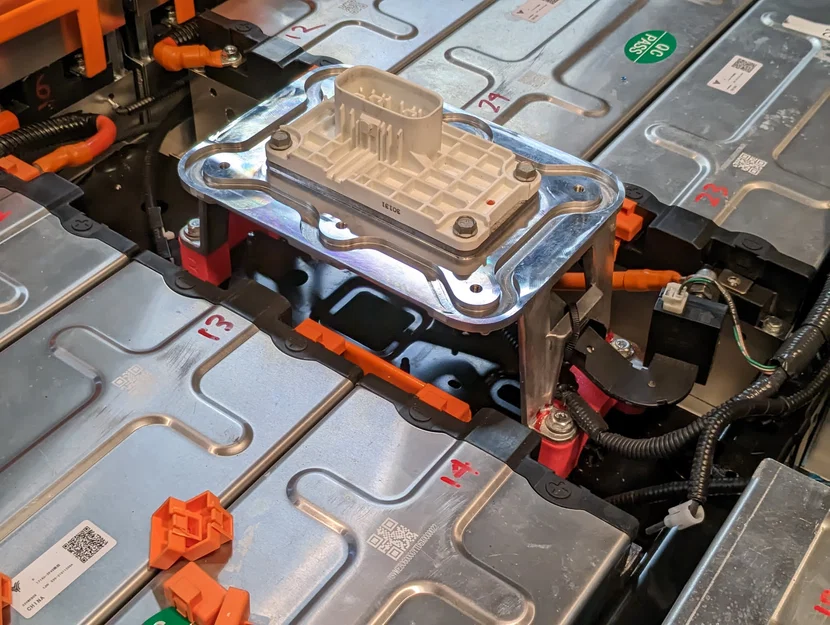 Miếng đệm nâng khung cầu chì/ngắt kết nối 30mm cho Nissan LEAF AZE0 24kWh - Image 1