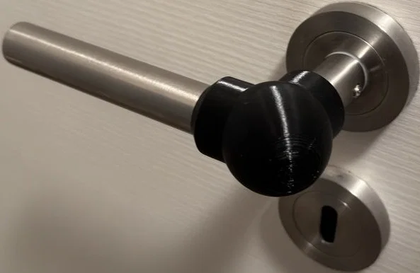 Miếng đệm bảo vệ tay nắm cửa (Door handle bumper) - Image 1