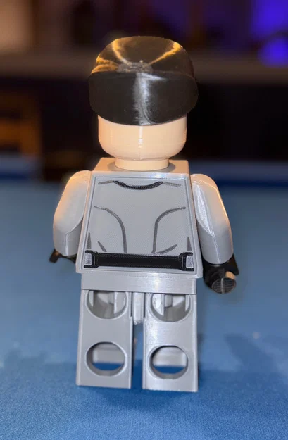 Mô hình Star Wars Imperial Officer Brick MegaFigure (Tỉ lệ 5:1) - Image 3