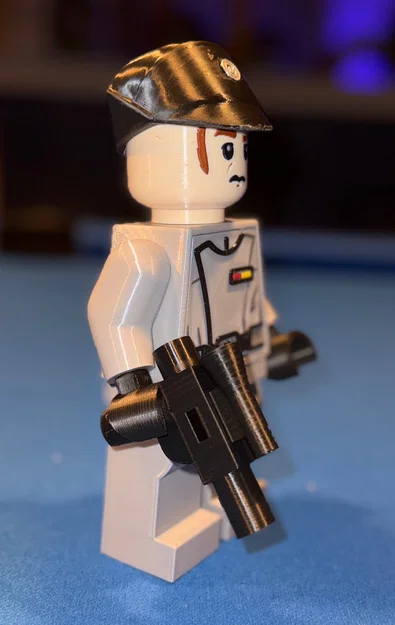 Mô hình Star Wars Imperial Officer Brick MegaFigure (Tỉ lệ 5:1) - Image 4