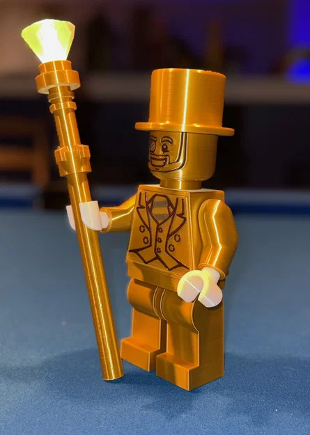 Mr. Gold Brick MegaFigure (Tỷ lệ 5:1) - Image 2