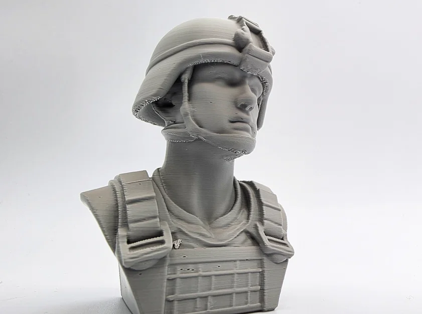 Tượng bán thân người lính (Male Army Soldier Bust) trang trí - Image 7