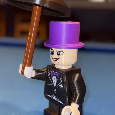 Mô hình DC Comics Penguin Brick MegaFigure (Tỉ lệ 5:1)