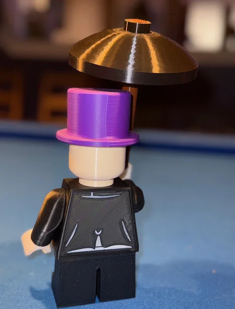 Mô hình DC Comics Penguin Brick MegaFigure (Tỉ lệ 5:1) - Image 4