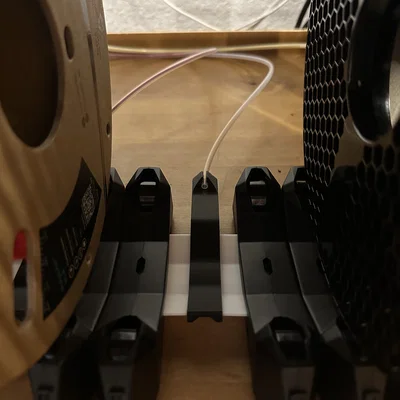 Giá đỡ PFTE cho MMU3 Spool Holder có khe luồn nhựa - Ít support