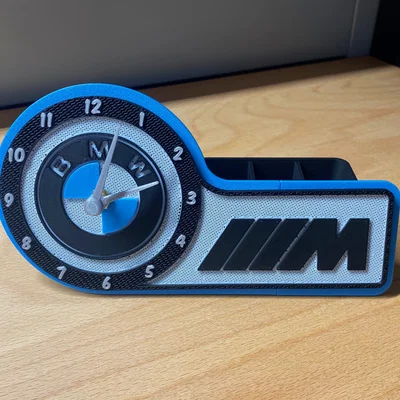 BMW M Remix của đồng hồ Maker World Clock