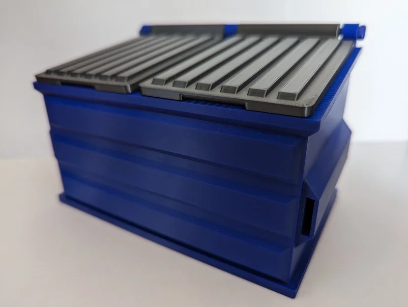 Hộp Đựng Bài The Dumpster Deck Box - Image 1