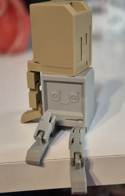 Mô hình Macintosh với chân cử động linh hoạt - Trang trí bàn làm việc - Image 3