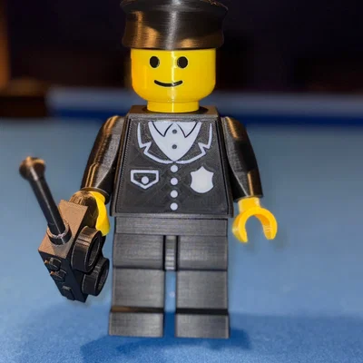 Mô hình Policeman Brick MegaFigure (Tỉ lệ 5:1)