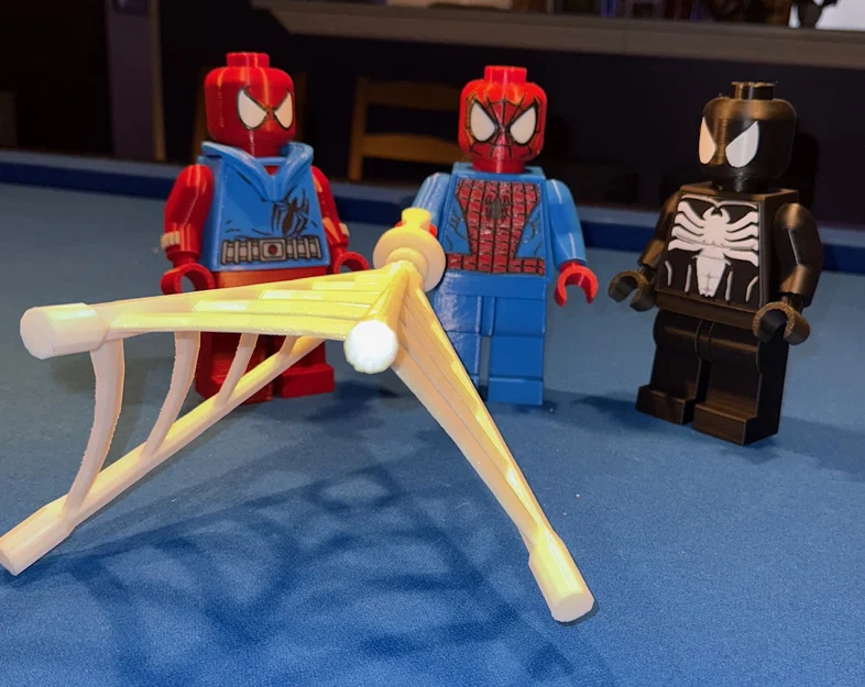 Mô hình Spider-Man Brick MegaFigure (Tỉ lệ 5:1) - Image 4