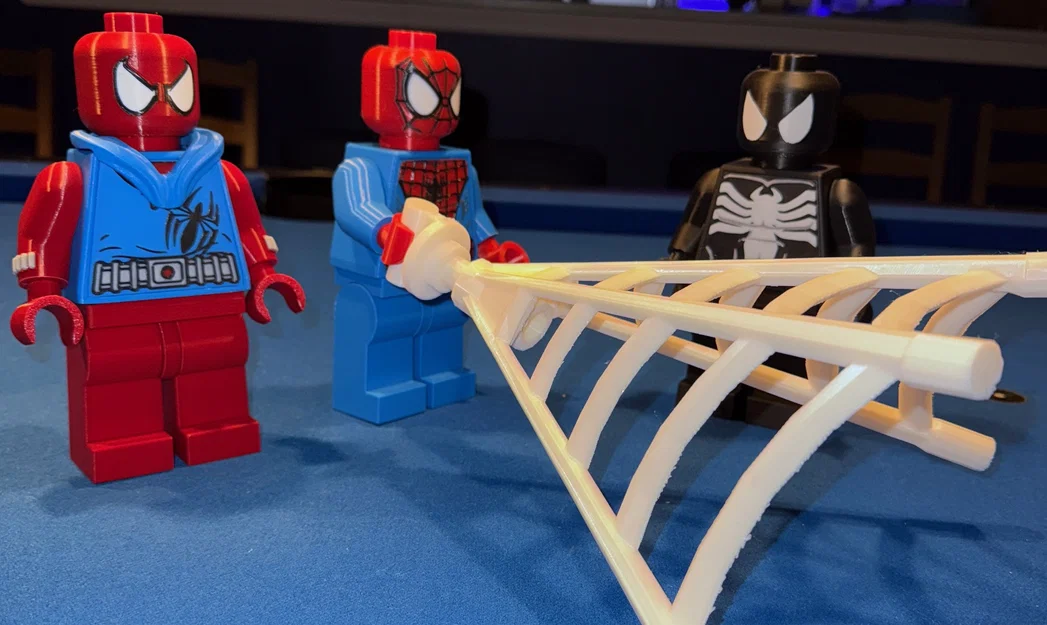 Mô hình Spider-Man Brick MegaFigure (Tỉ lệ 5:1) - Image 5