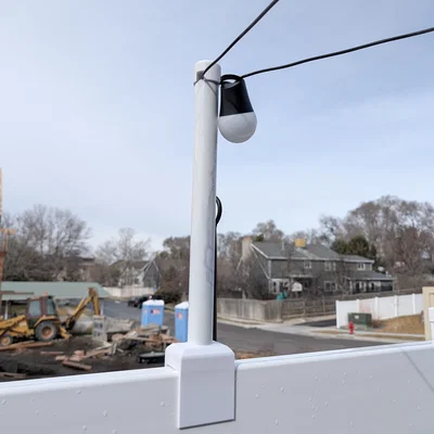 Giá treo đèn trang trí cho hàng rào nhựa Vinyl